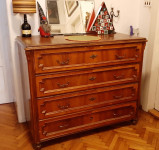 Stilska komoda s 4 ladice