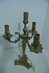 Antikni zeljezni svjecnjak-lampa,dosta tesko,sva grla rade,visina 48cm