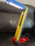 retro Benetton sklopiva   stolna lampa Pop Art iz 80 tih
