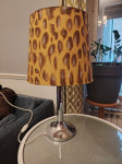 vintage stolna lampa