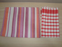 Nadstolnjak + krpa ili sl. / RASPRODAJA