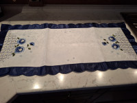 Svileni stolnjak  40x90 cm