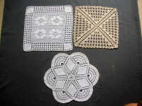 TABLETIĆ MILJET . ČIPKASTI 3 KOMADA 10 EUR