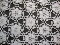 TABLETIČI MILJETI ČIPKASTI TANKI KONAC 2 KOMADA 10 EUR