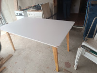 Blagovaonski stol 90x150 cm