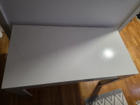 Blagovaonski stol visoki sjaj bijeli 120 x 60 x 76 cm