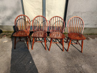 četiri retro vintage stolice