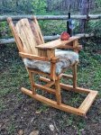 Drvena rustikalna stolica za ljuljanje