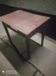 Starinski drveni stol