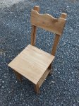 Hrastova rustikalna masivna stolica za ugostiteljstvo