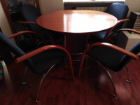 Kuhinjski stol i 6 stolica