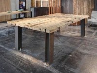 Masivni rustikalni hrastov stol sa metalnim postoljem 210x100cm