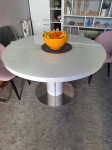 Okrugli blagovaonski stol na razvlačenje  120/160 cm