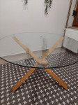 Prodajem okrugli stakleni stol 120cm.