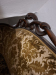 Starinska sofa