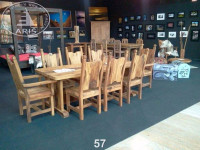 Stol sa 8 masivnih stolica unikat 220x100cm