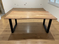 Stol za blagovaonicu -NOVO- Dimenzije 180 x 90 cm