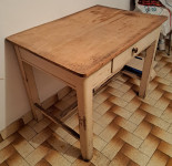 VINTAGE KUHINJSKI STOL