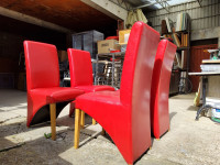 Vrhunske masiv-drvene tapecirane stolice više kom