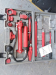 HIDRAULIKA= ALAT ZA RAZVLAČENJE AUTOMOBILA-KAO NOVO=299€