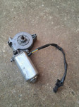 Motor  brisača na 12 volti