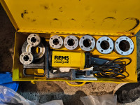 Prodajem elektricnu nareznicu rems amigo 2