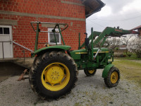 Traktor John Deere 2030 prednji utovarivač