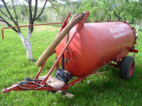 TRAKTORSKA CISTERNA ZA VODU