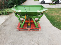 Rasipač mineralnog gnojiva Amazone ZA-F 604 R