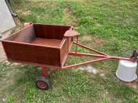 Prodajem prikolicu za kultivator