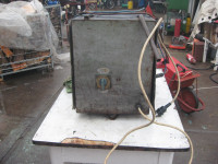 STARTER , PUNJAČ I APARAT ZA VARENJE   PRODAJEM ILI MJENJAM