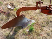 Jednobrazni plug za Tomo Vinković ili manji traktor do 30 ks