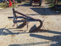 PLUG 2 BRAZDE 10 COLI PRODAJEM ILI MJENJAM