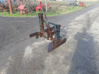 PLUG  JEDNOBRAZNI  PRODAJEM  ILI  MJENJAM