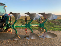 Plug Regent Saturn 450 40 CX 3 brazde