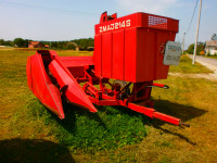 BERAČ JEDNOREDNI ZA KUKURUZ ZMAJ 214 S