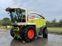 SILOKOMBAJN CLAAS JAGUAR 900