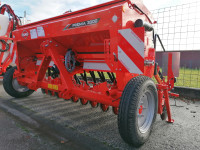 Mehanička žitna sijačica KUHN PREMIA 3000