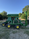 sijačica John Deere 750 A