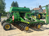 Sijačica John Deere 750A