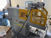 Stroj za pakiranje robe