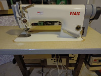 ŠIVAĆA MAŠINA PFAFF kl.481 DVOSTRUKI TRANSPORT, INDUSTRIJSKA