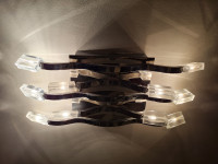 Moderna stropna rasvjeta s 10 halogenih žarulja