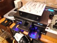 DJ aparatura mix all dj desk plus disko reflektori,laptop,zvučnici itd
