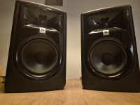 JBL 305 MkII studio monitori (cijena za par)