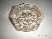 kristalna pepeljara promjera 6 cm
