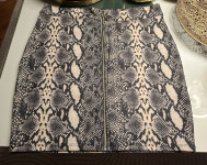 SUKNJA ZMIJSKI UZORAK vel. 40/42  - NOVO