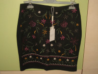 C&A SUKNJA VEL. UNI - NOVO