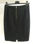 H&M crna suknja s detaljima čipke