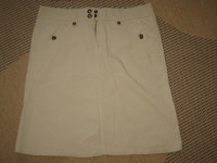 NOVA TAKKO SUKNJA VEL. 40